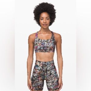 Lululemon athletica, Energy Bra Medium Support B-C caps, Vitalize Multi, size 4